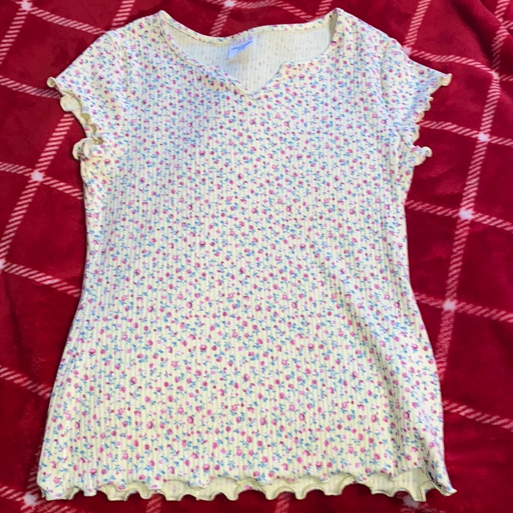 abercrombie kids, yellow top with pink tiny roses all over